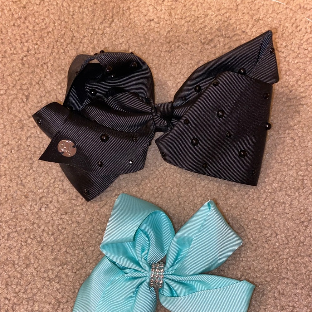 From about 2015 when her bows first got big! Still in amazing condition!!!